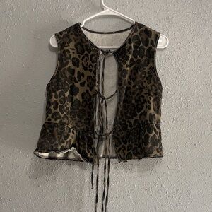 Leopard Print Cropped Vest